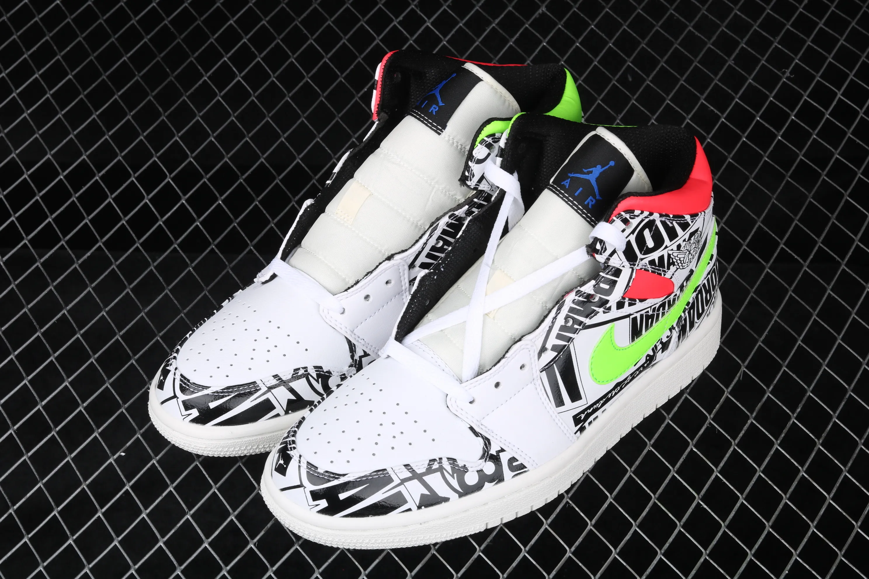 All categories Air Jordan Jordan series basketball shoes Air Jordan 1 Mid Air Jordan 1 Mid SE AJ1 Joe 1 mid-top cultural basketball shoes 554724-119